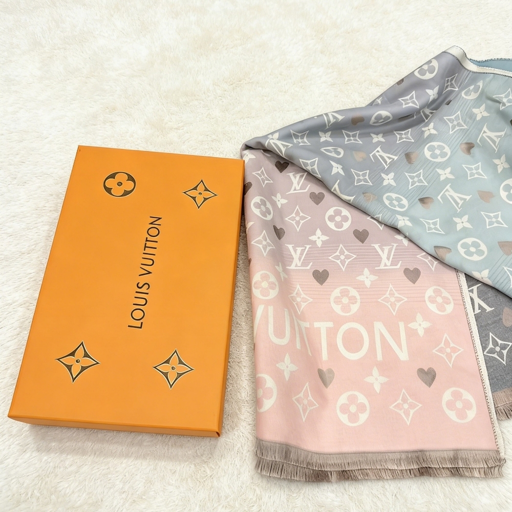 Louis Vuitton Reykjavik Gradient Scarf